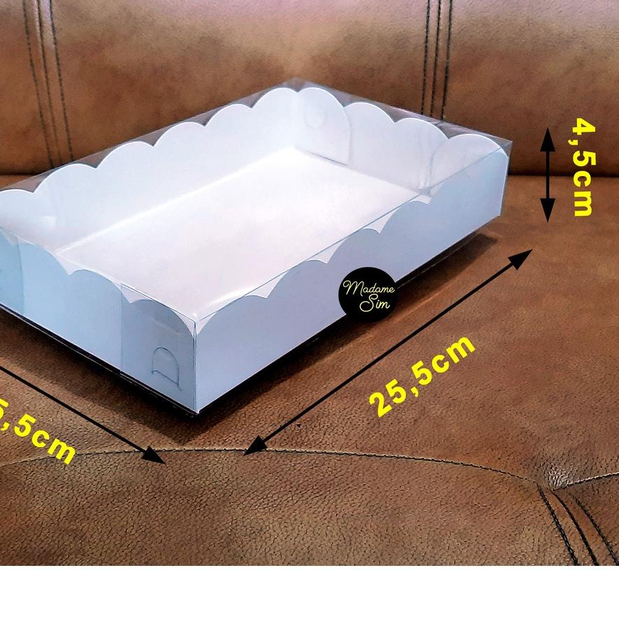 

Trend - BOX MIKA PUTIH - DUS KUE - KOTAK - KARDUS 25 x 15 x 4,5 CM ISI 10 PCS