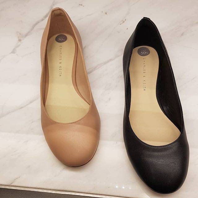 charles and keith flat mules