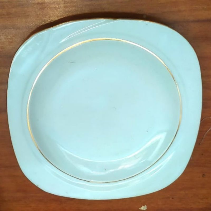 pring pisin keramik lis 2 emas ceper