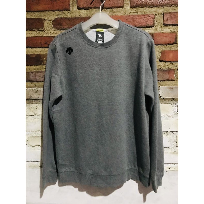 Descente second crewneck original bekas sweater jaket hoodie