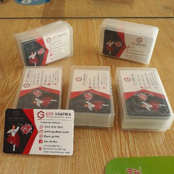

Langsung Pesan Geo Grafika - Kartu Nama 1 Box Isi 100 Pcs Free Box