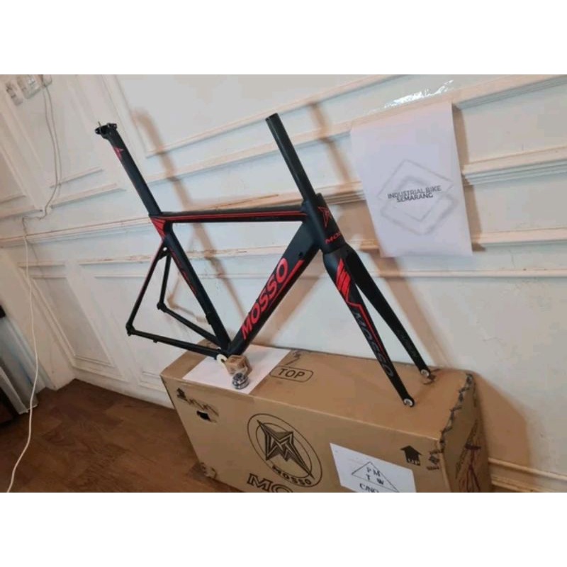 Frame Roadbike Mosso 739SCA Aero Seven Size 490mm Warna Hitam Merah . Rangka Sepeda Balap Road Bike 739 SCA Size Ukuran 49cm 490 mm