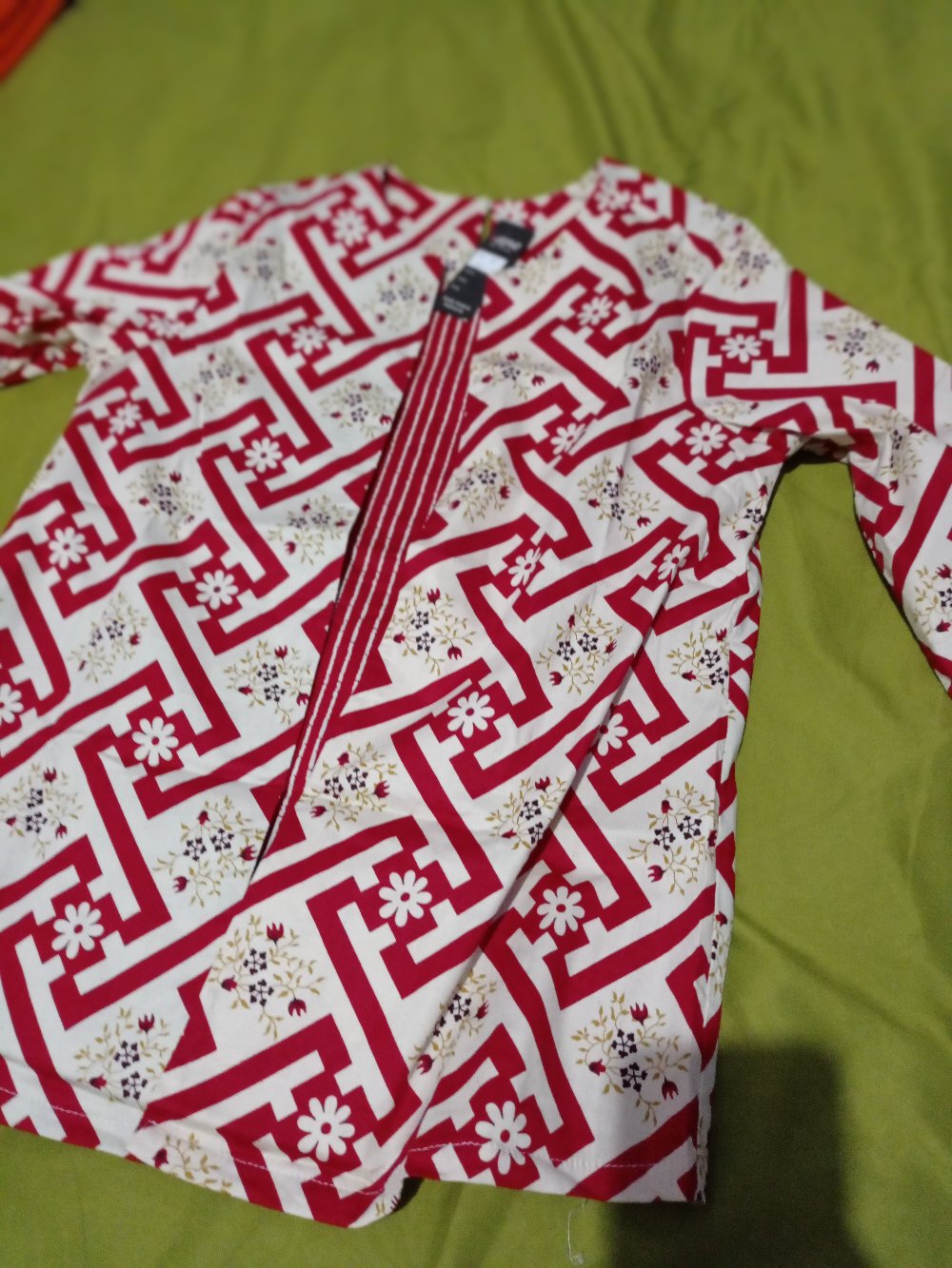 Blare - Busan Blouse Batik Wanita