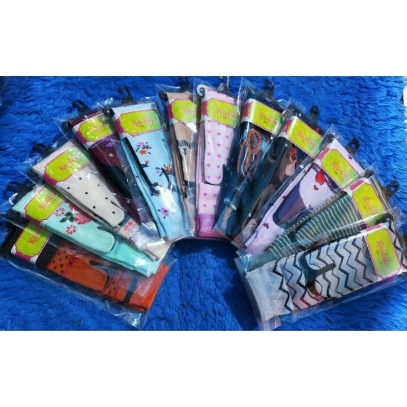 

12 WARNA VARIASI MOTIF