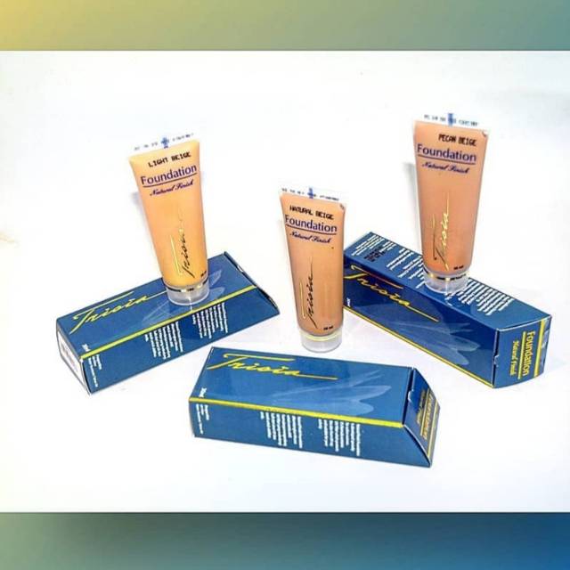 Trisia Foundation Natural Finish | Alas Bedak Trisia | Liquid Foundation