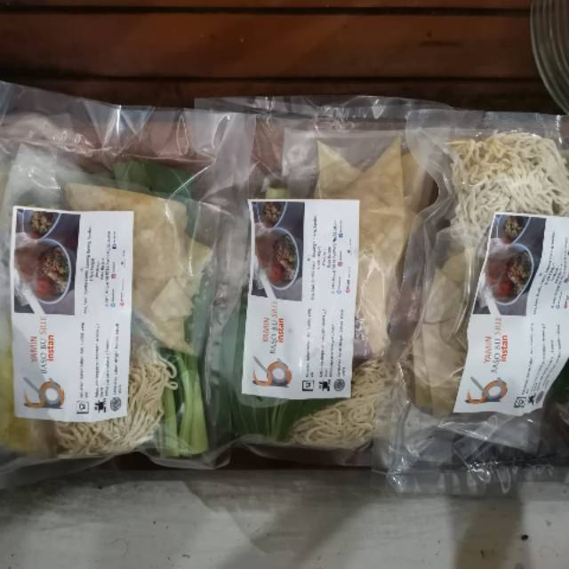 

Yamin Ayam Instan