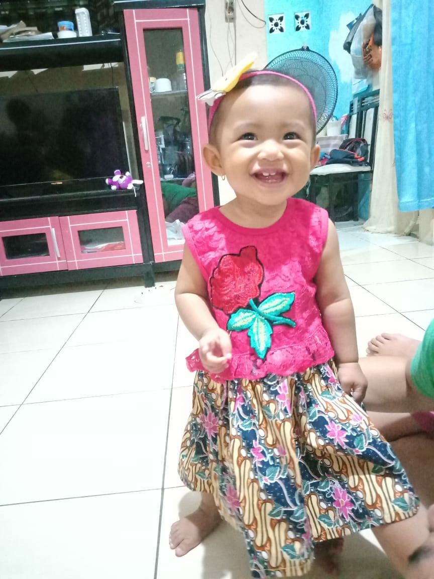 Dress Anak Motif Bunga Batik