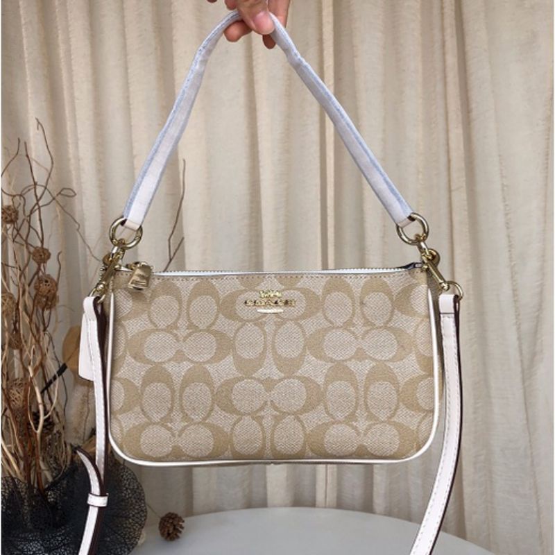 COACH POUCH  BAGS TOP HANDLE SIGNATURE