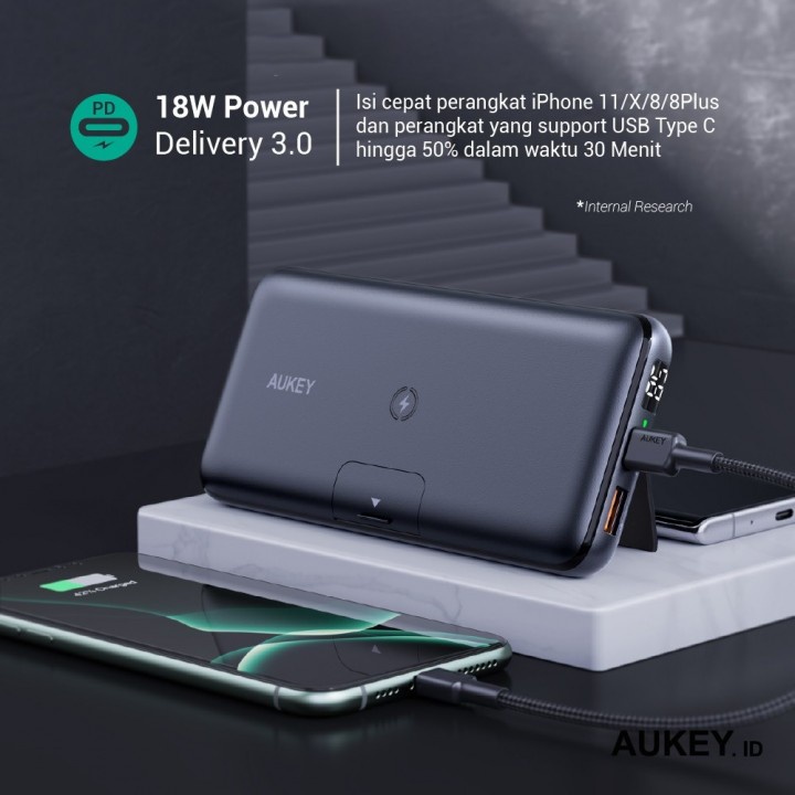 49 AUKEY PB-WL02 - BASIX PRO - 10000mAh Powerbank with Wireless Charging