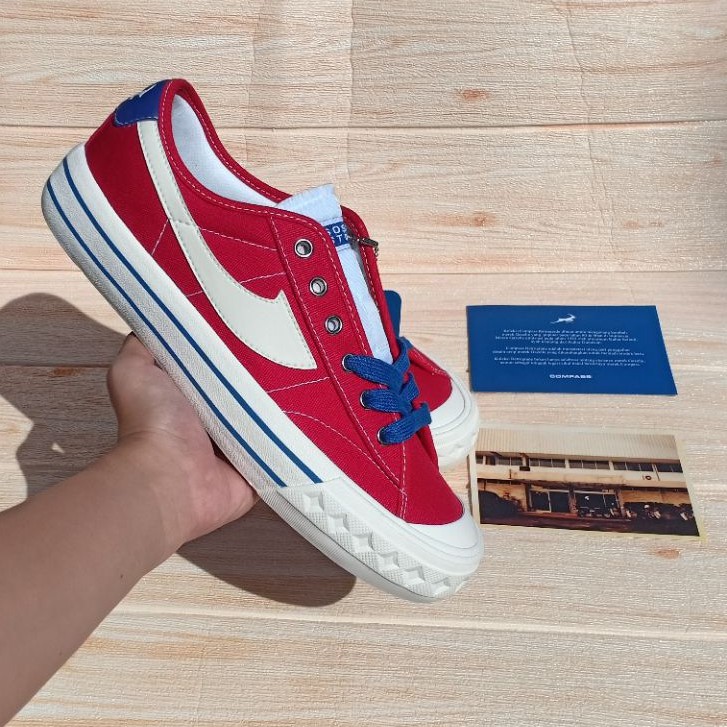 Compass Retrograde Retailer Edition Low Red Blue size 39 40 41 42 43 44 45