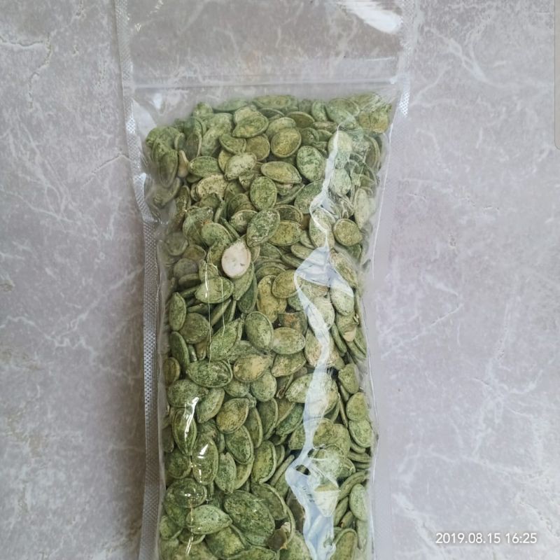 

kwaci teh putih matahari berat 500gr