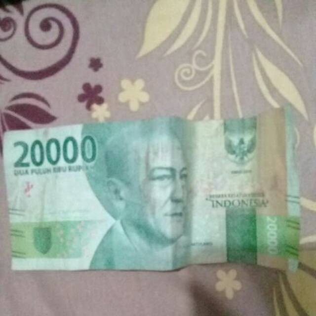 

Uang untuk mencapai minimal belanja