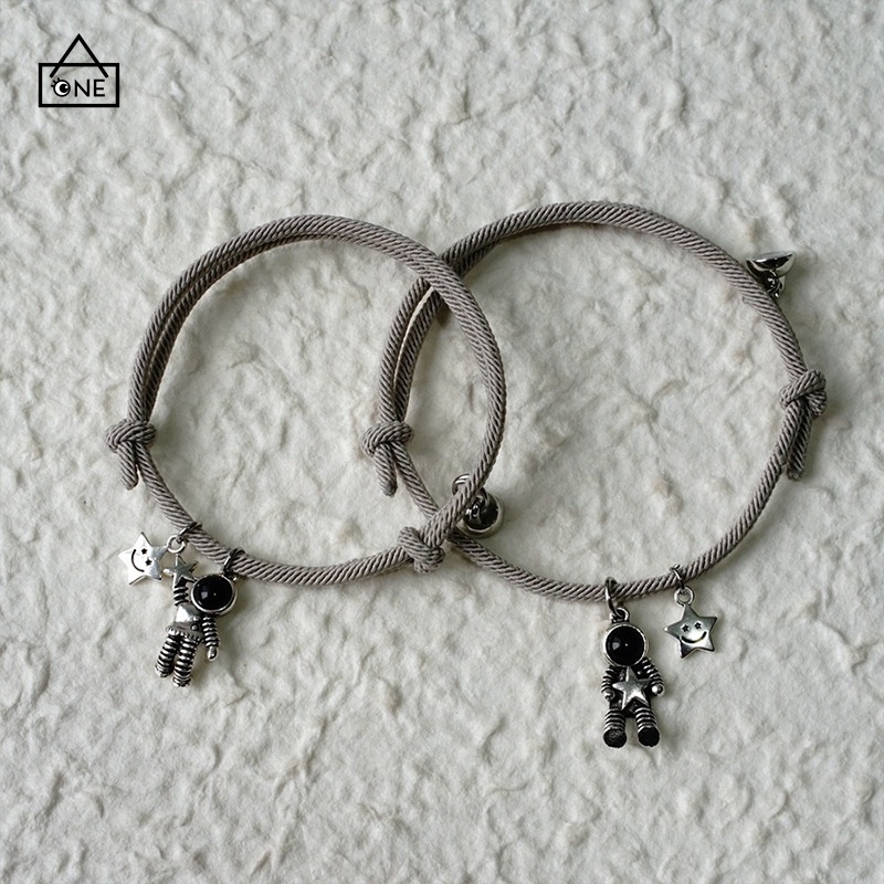 COD❤2pcs/set Couple Gelang Pasangan Magnetik Lucu Astronot Liontin Gelang Disesuaikan Gaya Korea A one