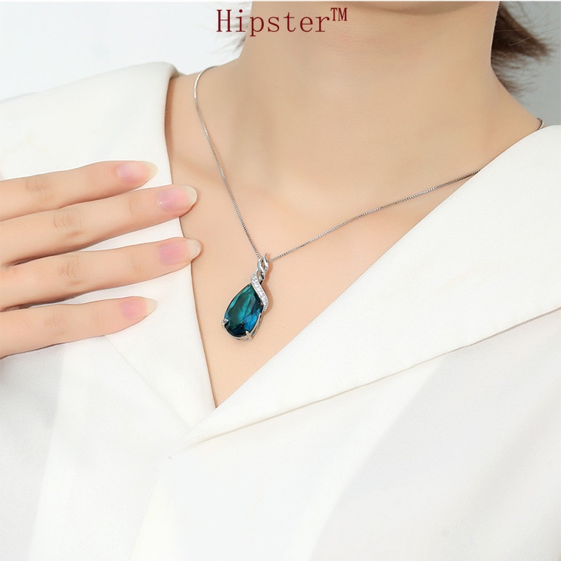 Hot Sale Classic Fashion Temperament Natural Sapphire Pendant Necklace