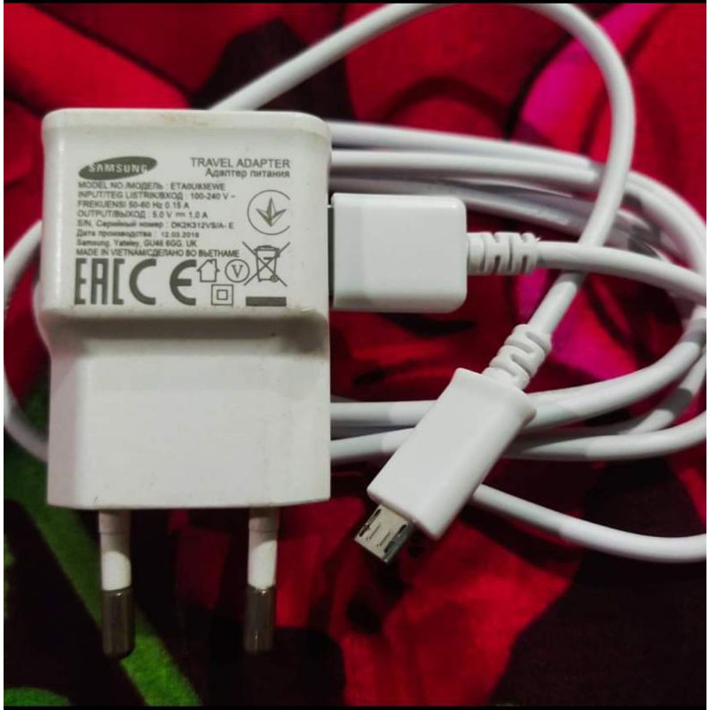 Charger original bawaan HP Samsung J2 Prime
