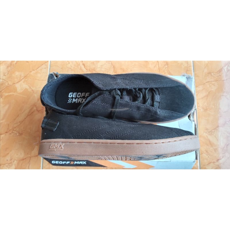 sepatu geof-max size 42