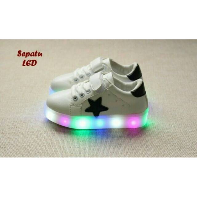 sepatu led