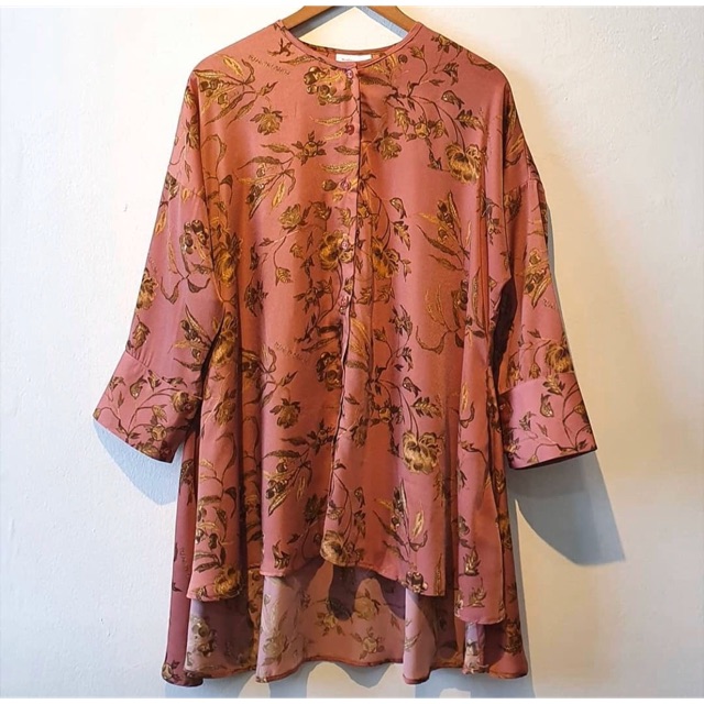 Mohan Top RiaMiranda