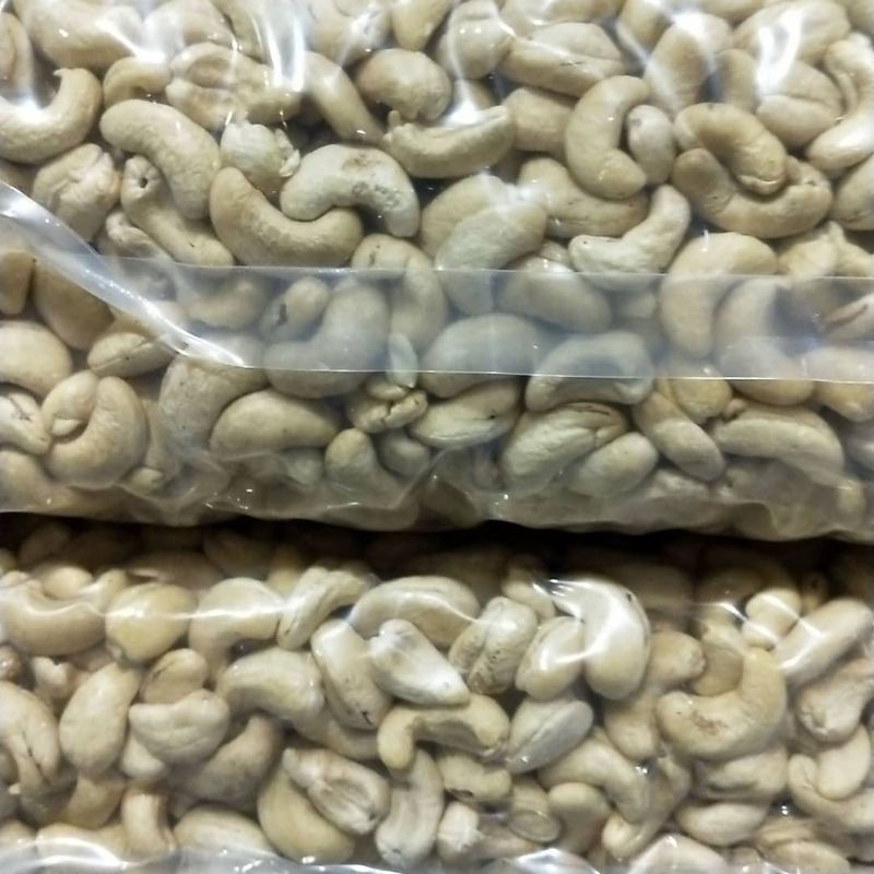 

KACANG MEDE MENTAH UKURAN BESAR / JUMBO - 500 GRAM