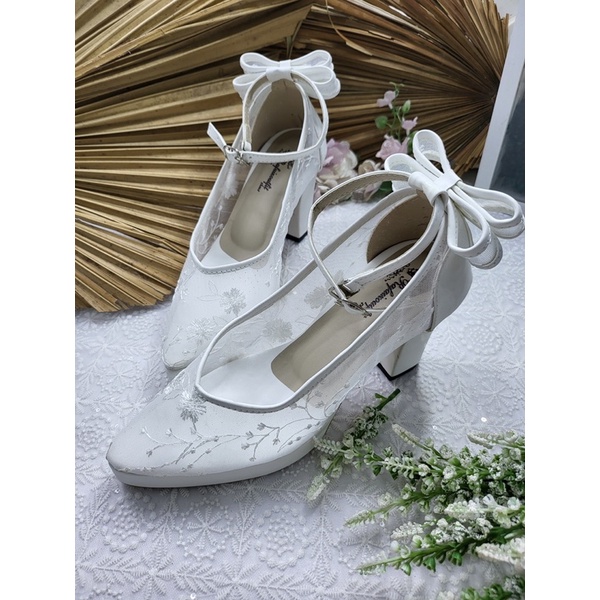 sepatu wanita vilea putih 9cm tahu