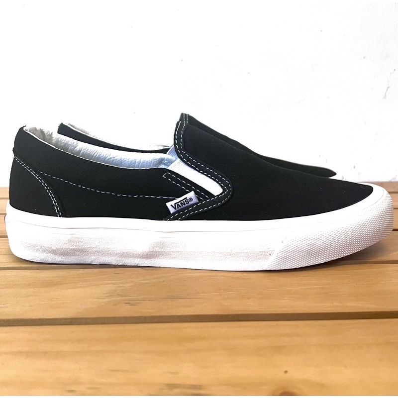 SEPATU SLIP ON OG FULL BLACK CORET ORIGINAL