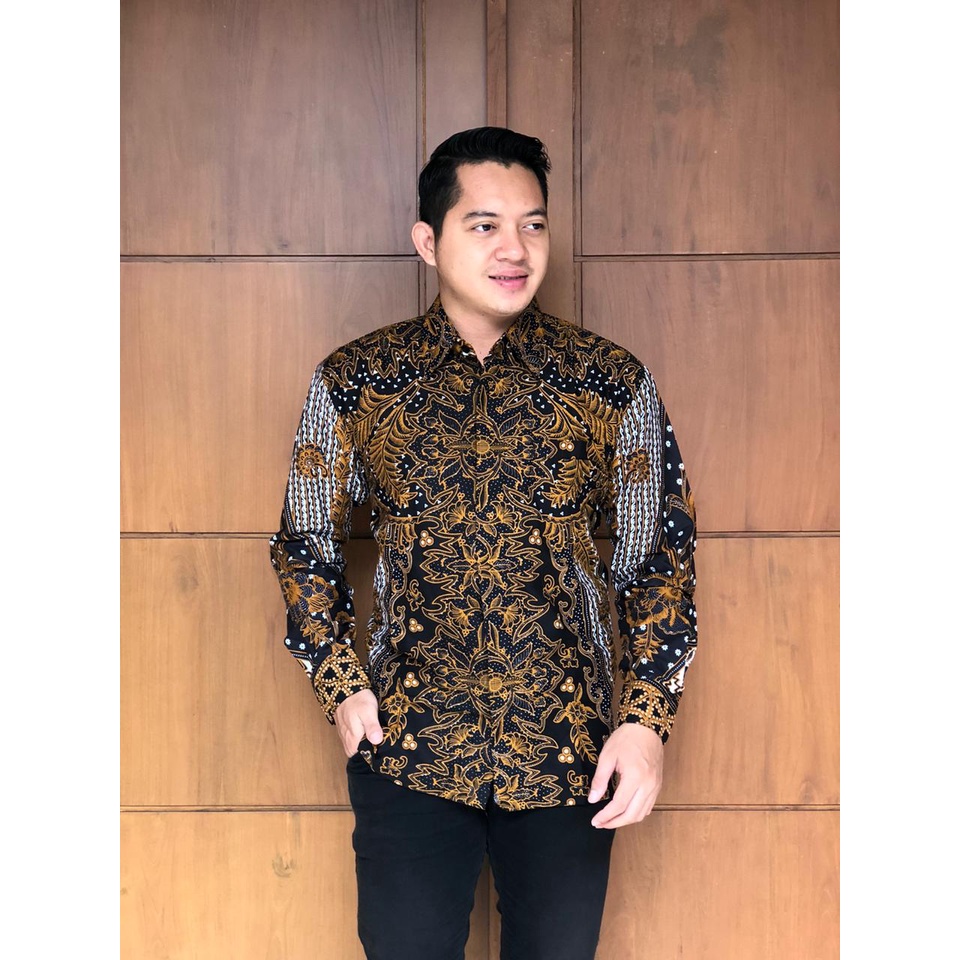 KHANSABATIK SAWONGGALING KEMEJA BATIK PRIA LENGAN PANJANG SLIMFIT KATUN / batik sawonggaling hitam furing slimfit / kemeja batik pria / baju kondangan sarimbit pacar keluarga