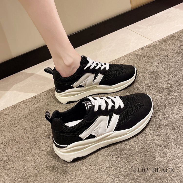 SEPATU WANITA SNEAKERS KOREA STYLE SADIA L02