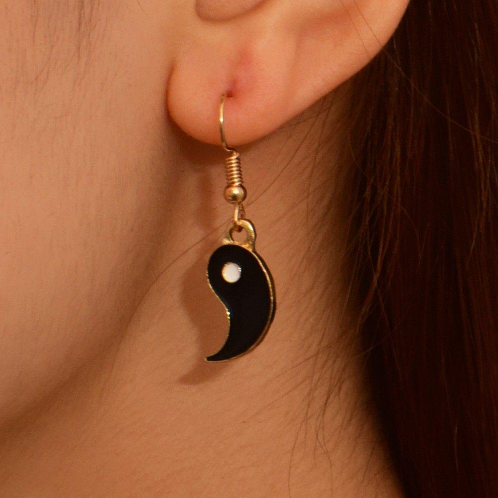 Needway Delapan Diagram Drop Earrings Fashion Sederhana Tai Chi Hitam Putih Simetris Wanita Perhiasan