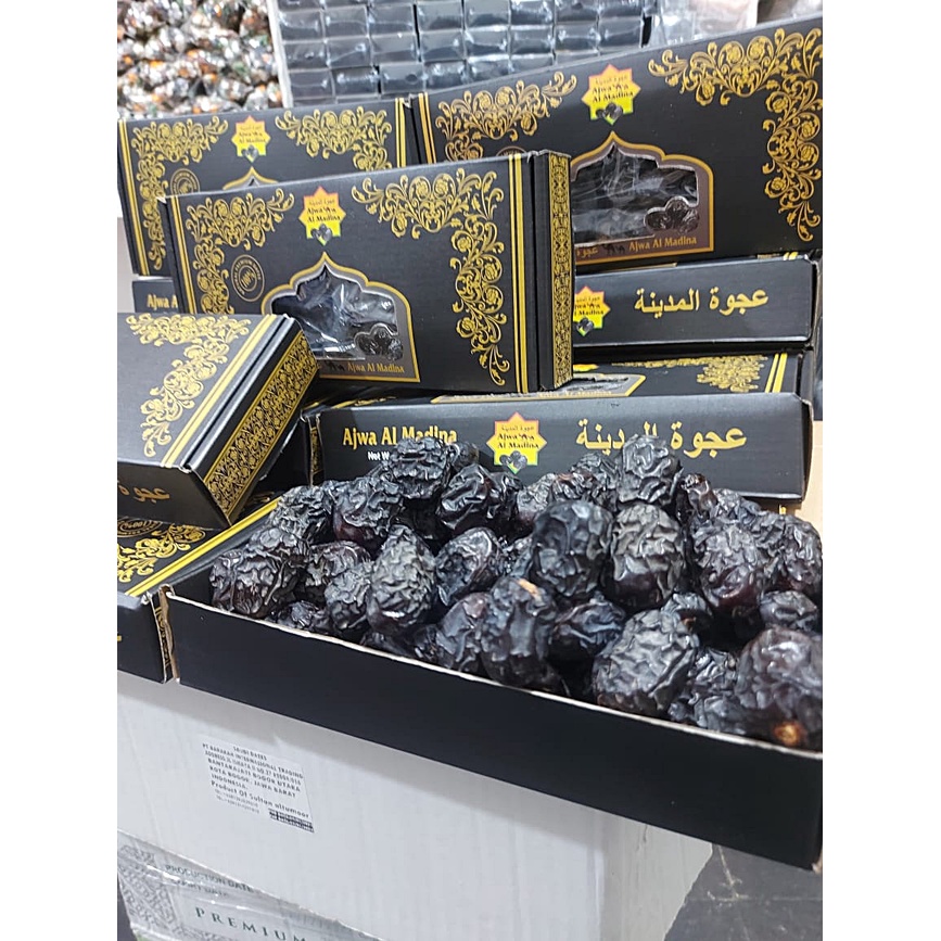 

Kurma Ajwa Asli Original 100% Madinah Kurma Nabi 500gr kemasan Dus Premium Anti Pecah