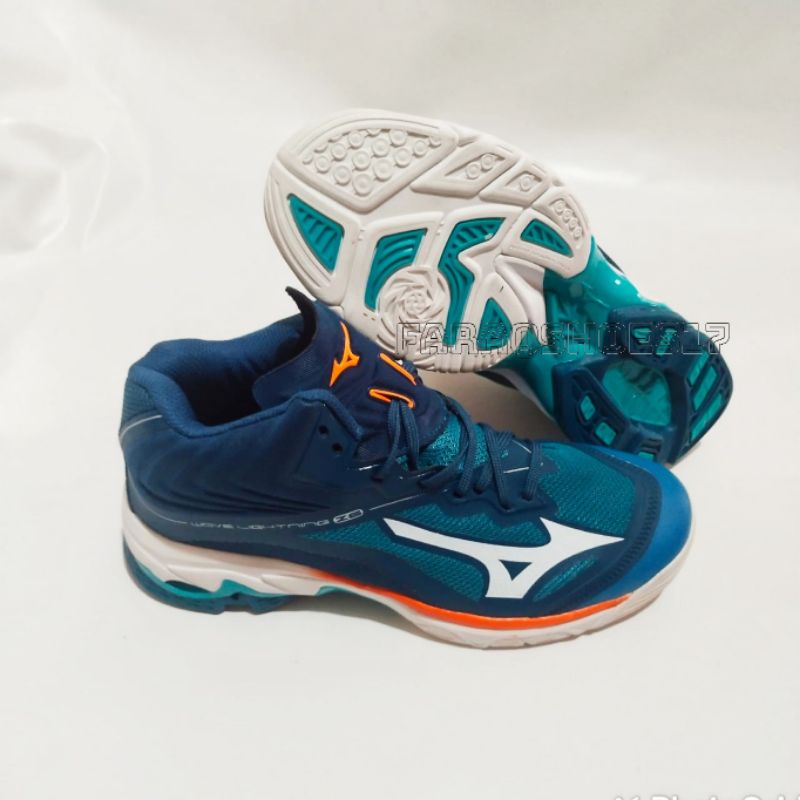 Sepatu volley Mizuno Wave Momentum 2 Sepatu Voli Mizuno Sepatu Olahraga Pria Vol