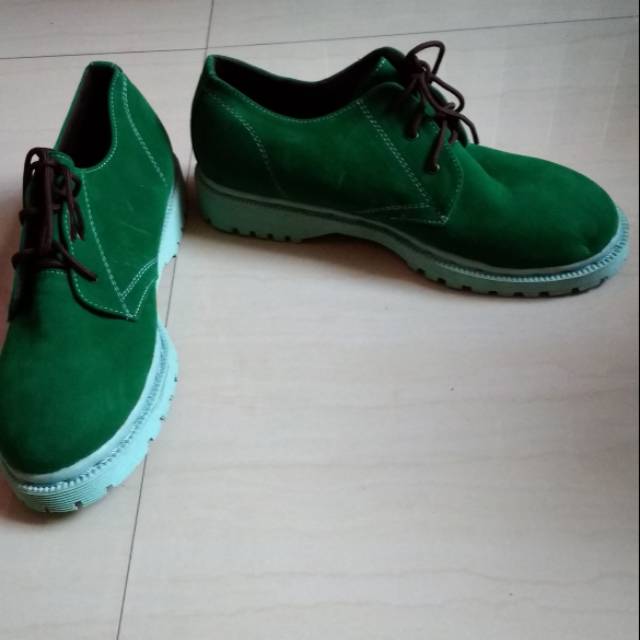 Sepatu dokmar wanita size 40