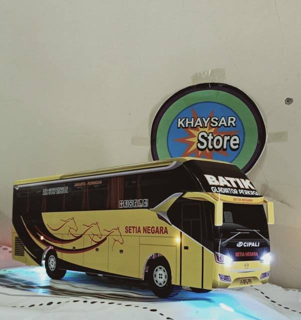 Miniatur bus bis setia negara plus lampu