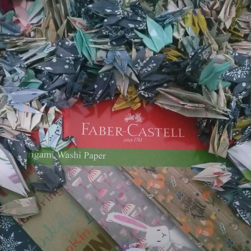 

Origami Burung Bangau Motif dari Kertas Faber Castell