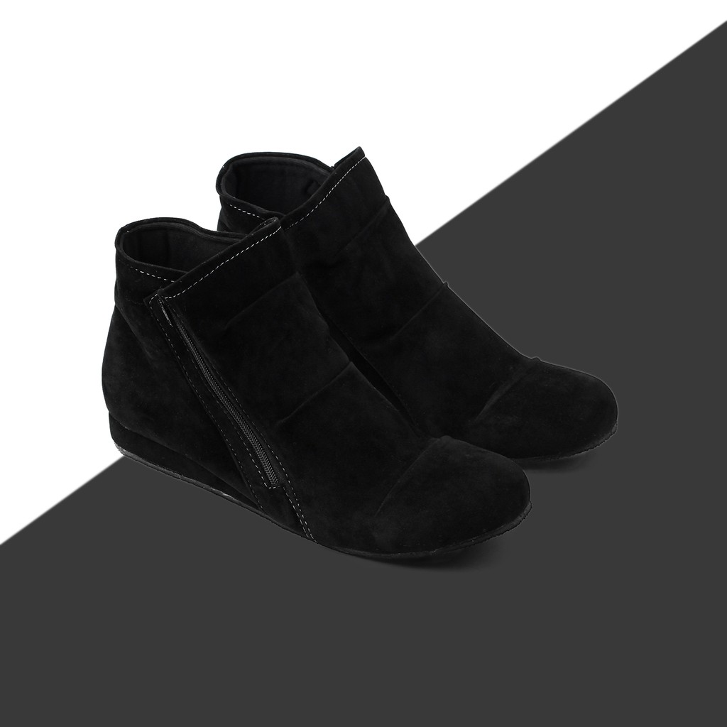 Misty Black | Sepatu Ringan Simpel Kasual Wanita Cewek Women Boots Footwear Ori | FORIND x Favshoes