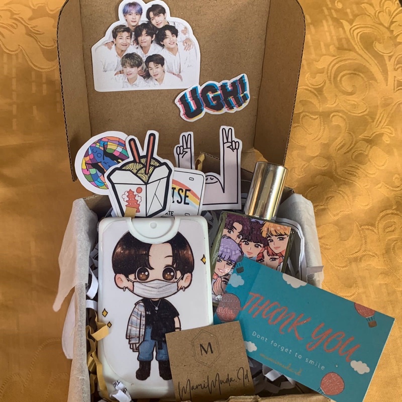 

MINI GIFT BOX PRICY | HAND SANITIZER CUSTOM | Parfum Custom Gambar