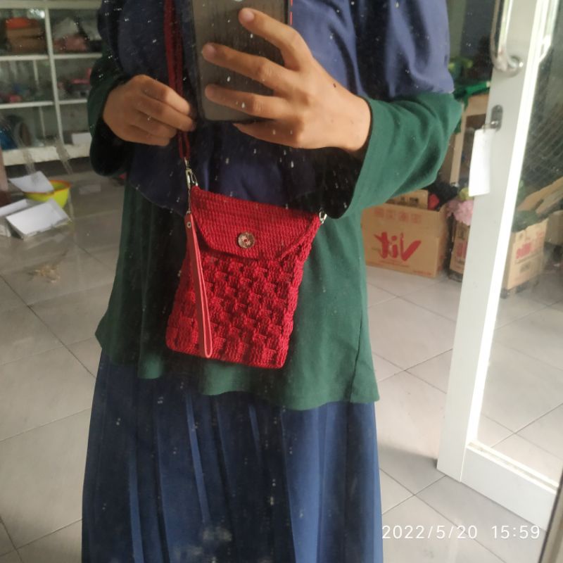 tas slempang handphone/ tas handphone/tas slempang rajut/ tas hp rajut