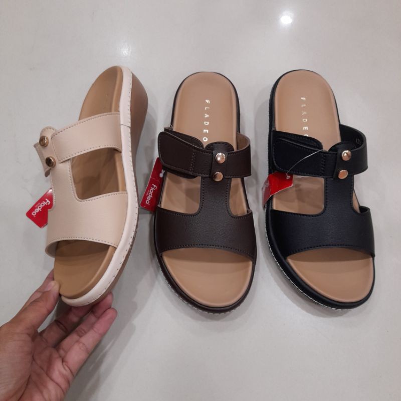 sandal slop wanita fladeo