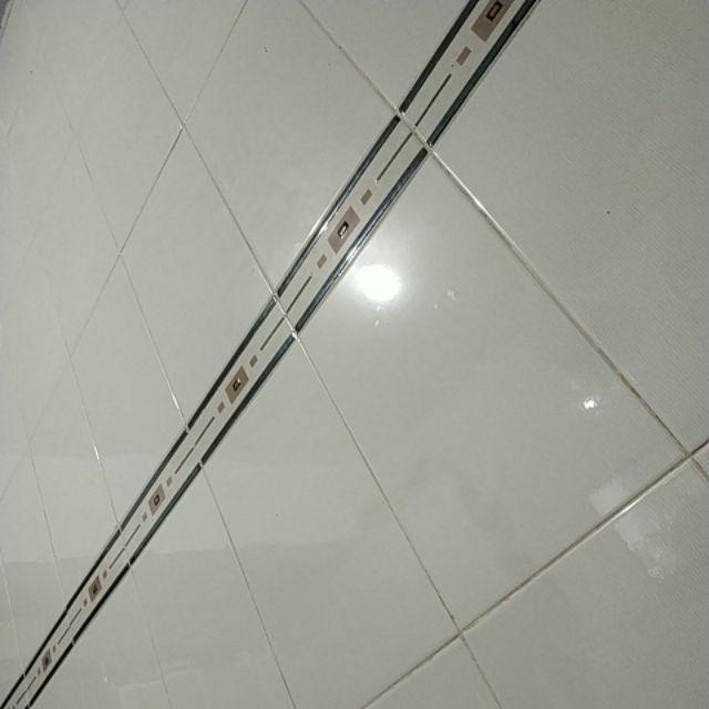 New Sprei B4 Polos Fata Paper Green 180x200