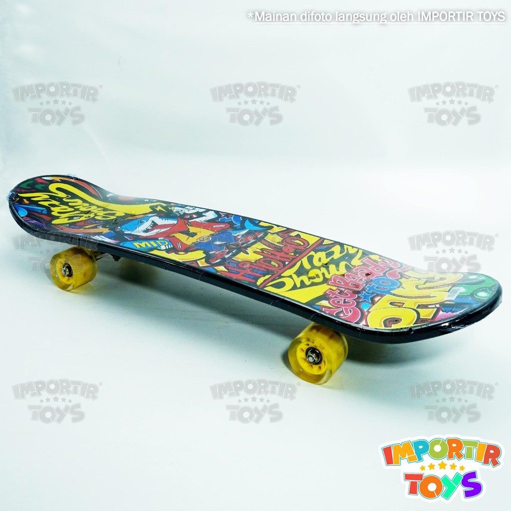 Mainan Skateboard Besar Plastik Berkualitas Berbagai Motif Yang Elegan