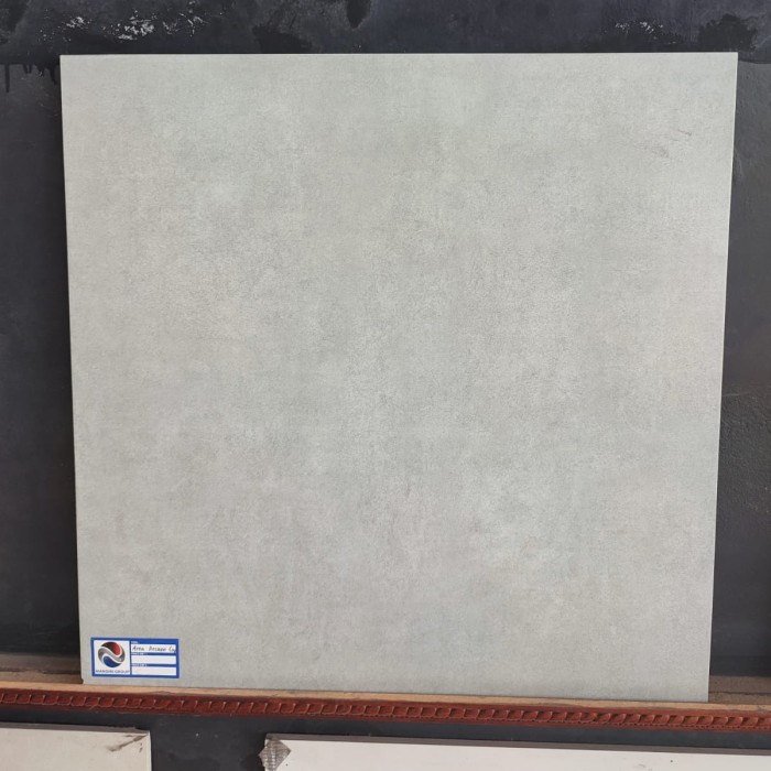 GRANIT 60X60 ARCANO GREY RUSTIC // KW LOCALV- ARNA