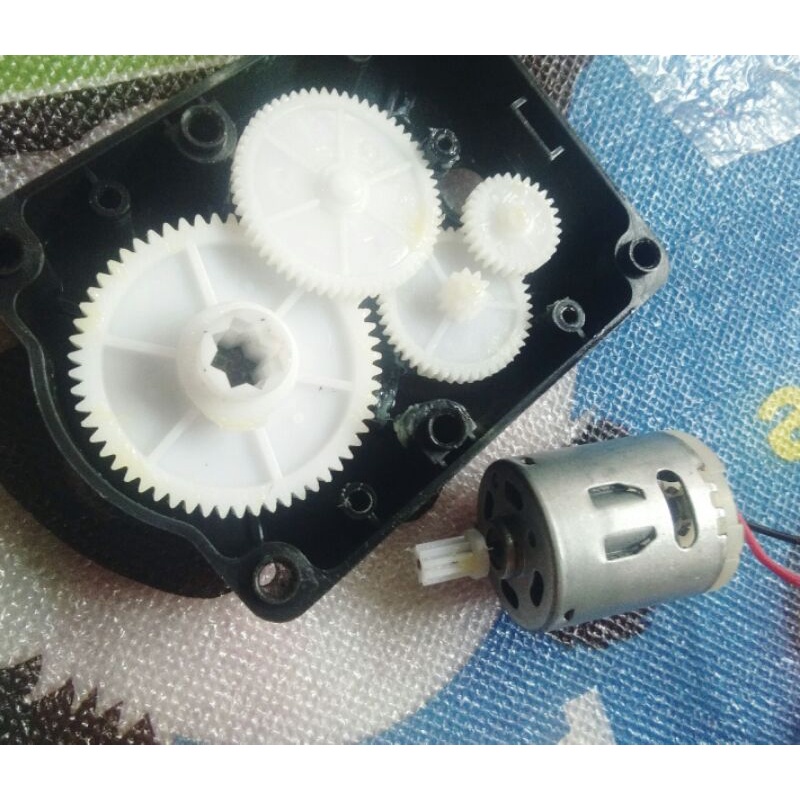 DINAMO GEARBOK DC24V 25RPM TOSI KUAT