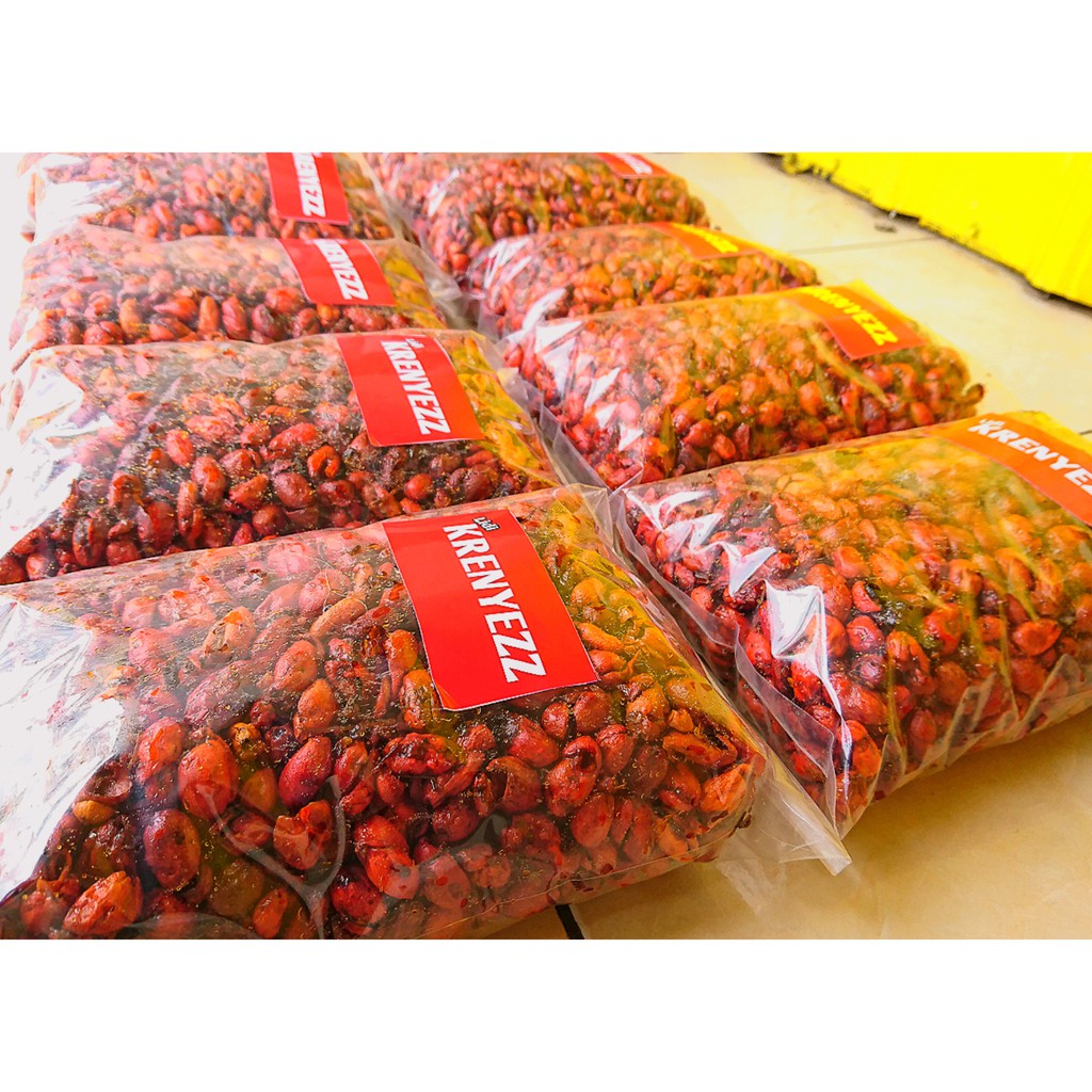 

Sekar_Shop07 Keripik Kumel / Kulit Melinjo Pedas Manis Kiloan/ Melinjo Pedas/ Makanan Pedas Krenyezz