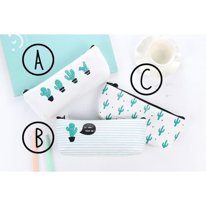 

LOVELY GREEN CACTUS PENCIL CASE tempat pensil kotak pensil tempat make