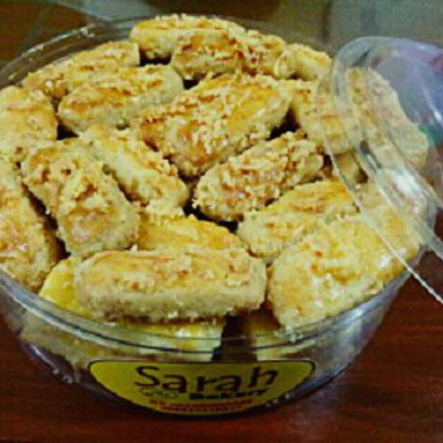 

(500 gr) Kastengel Wijsman Sarah Bakery,Gurih dan Lezat Banget