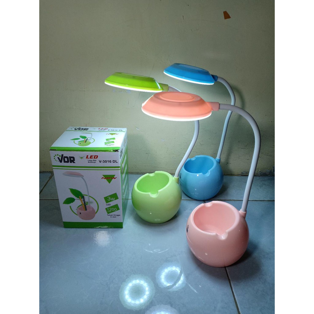 VDR V-3016DL Lampu Meja Belajar Sentuh Layar Touch Screen Lampu Baca Multifungsi Bohlam Cas Rechargeable LED