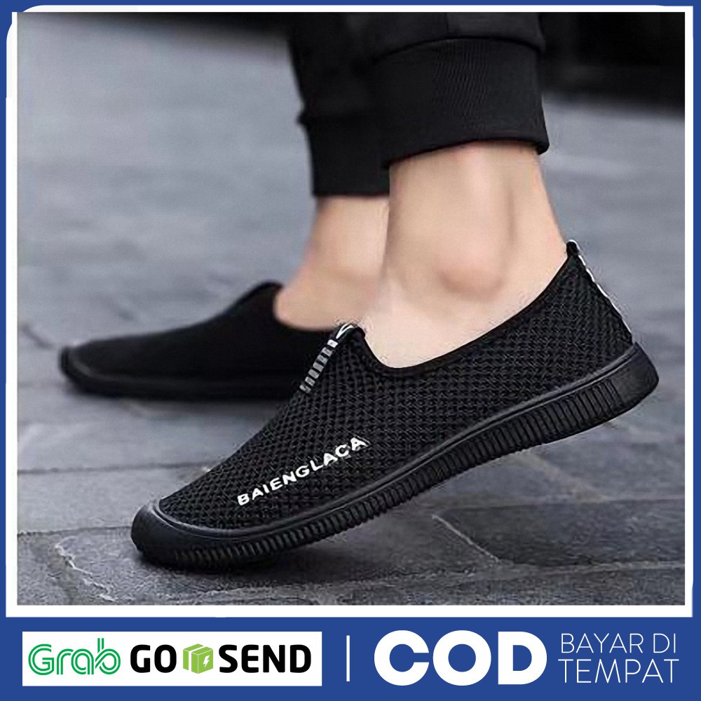 Highland Sepatu Slip On Pria Santai 