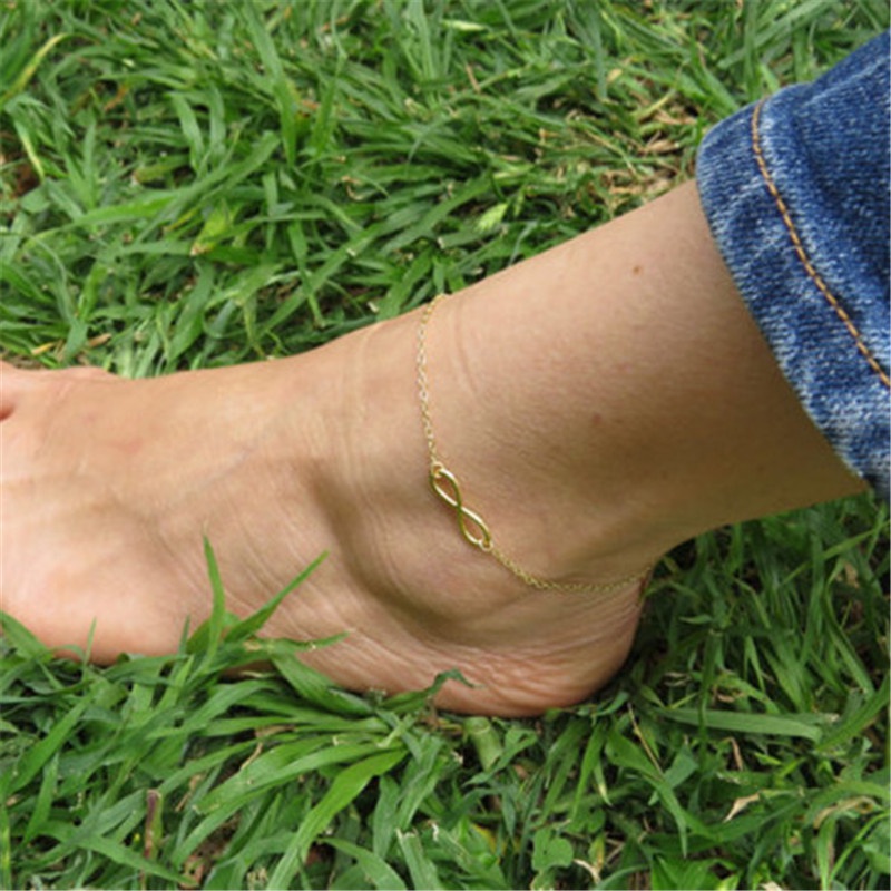 Gelang Kaki Rantai Dengan Liontin Angka 8 Warna Silver / Gold Untuk Wanita