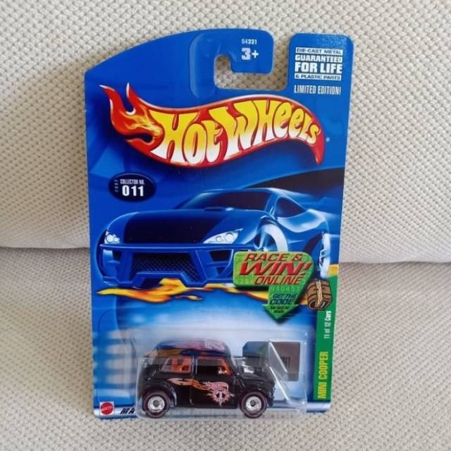 Hotwheels THS Mini Cooper 2000 Super Treasure Hunt Black 02 hitam