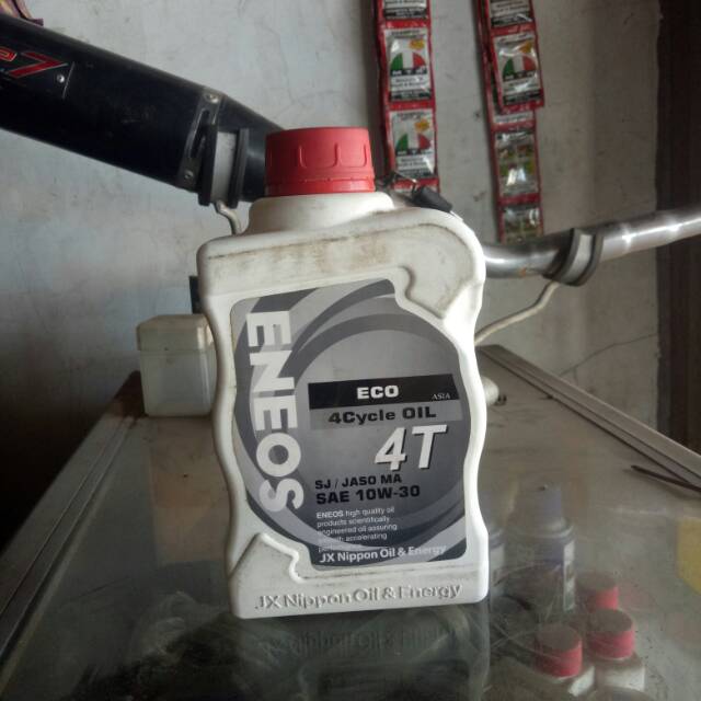 oli ENEOS 4T  SAE 10W-30w