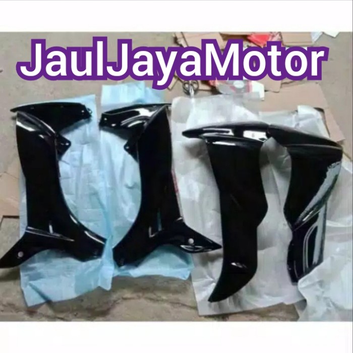 Cover Body Sayap Depan Set Luar Dalam Jupiter Z Burhan - Hitam